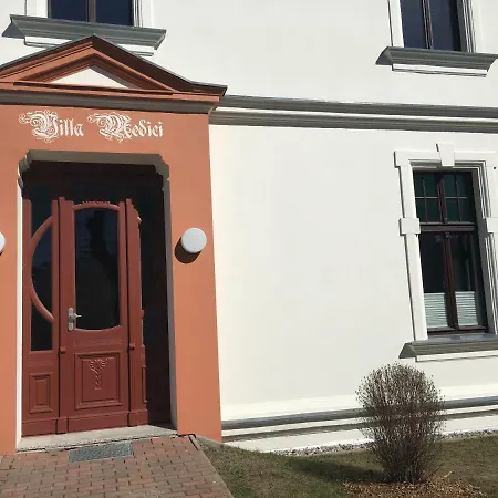 App. 11 Medici Apartment *